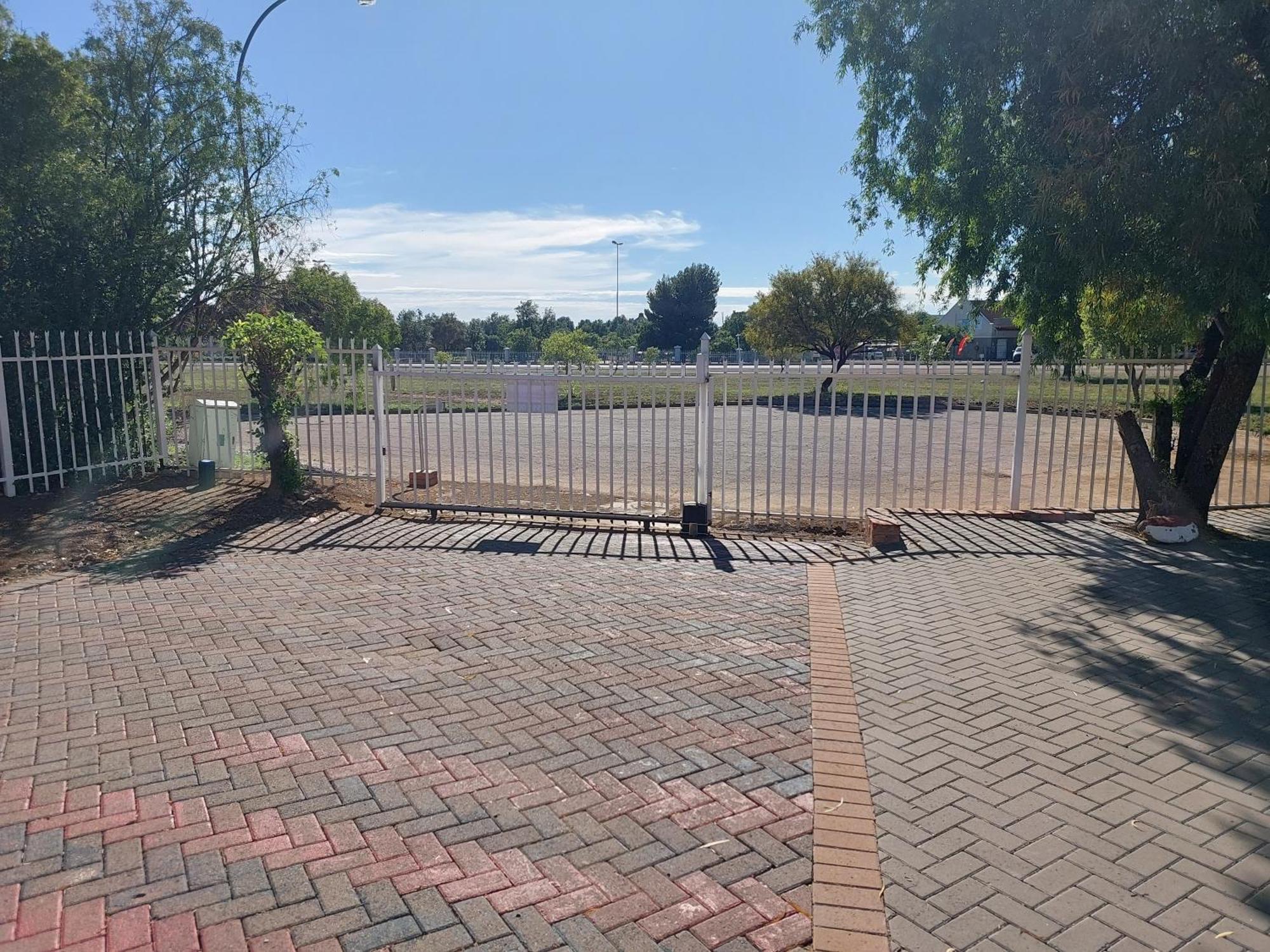 New Lodge Bloemfontein Eksteriør billede